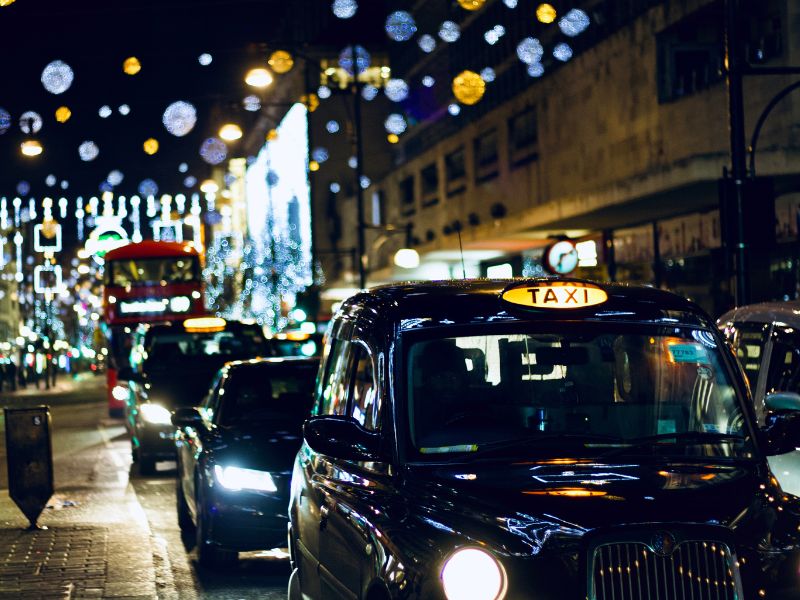 East Midlands Airport Taxi Transfer Service
